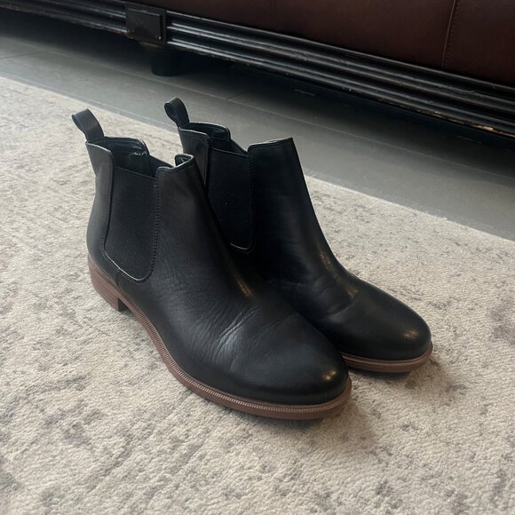 Clarks genuine leather chelsea boots - Picture 4 of 6